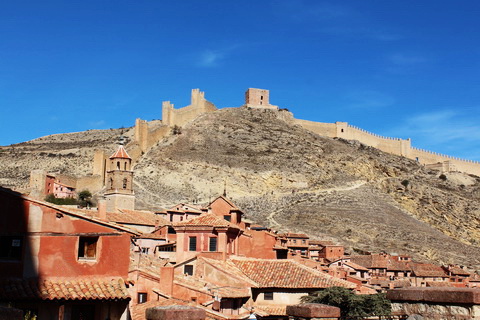 Festungsanlage über der Stadt Albarracín 480x320