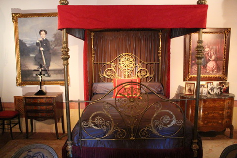Schlafzimmer aus dem 19. Jahrhundert Belmonte 480x320